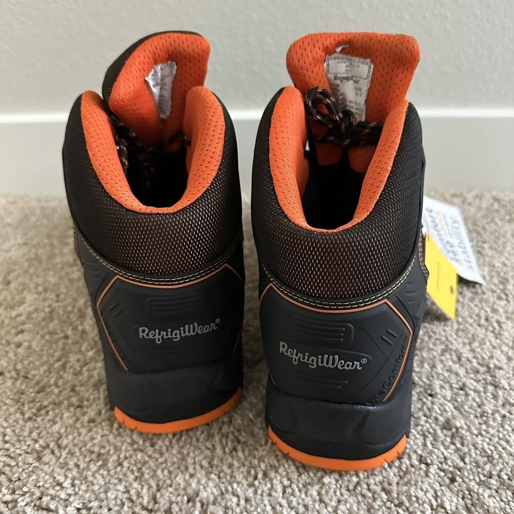 RefrigiWear 1240CR Work Boots Mens 13 Black‎ Waterproof Composite Toe Vibram